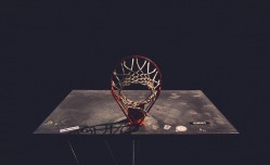 开云官方|UFC 314，沃卡诺夫斯基力克洛佩斯成功卫冕，钱德勒与平布雷特激战引爆轻量级风云