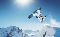 开云官方|塞巴里脚后跟魔术般变向低射，恩瓦巴利神扑力保球门不失