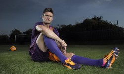 开云直播中心：东契奇交易重塑联盟格局，三星同取18-10数据，双线横扫4-0战绩创纪录