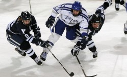 开云官方网站|Shams：浓眉可能需接受左手韧带修复手术，预计将缺席几个月